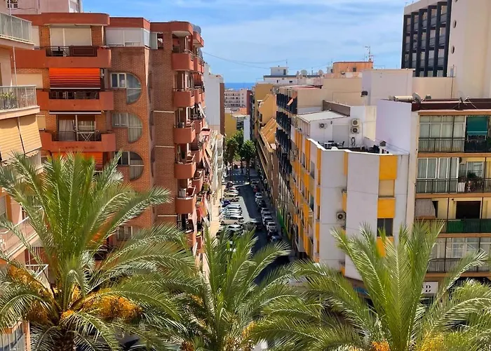 Azul Comodo, Bonito Y Centrico * Calpe